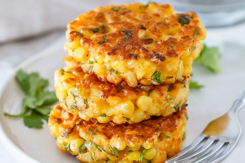Cheesy Corn Fritters - #recipe by #eatwell101 - https://www.eatwell101.com/corn-fritters-recipe