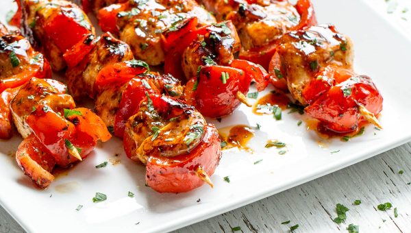 Grilled Brown Sugar Garlic Chicken - #recipe by #eatwell101 - https://www.eatwell101.com/grilled-brown-sugar-garlic-chicken