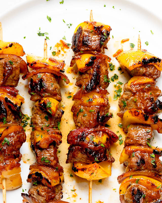 Grilled Steak Kabobs - #recipe by #eatwell101 - https://www.eatwell101.com/grilled-steak-kabobs-recipe