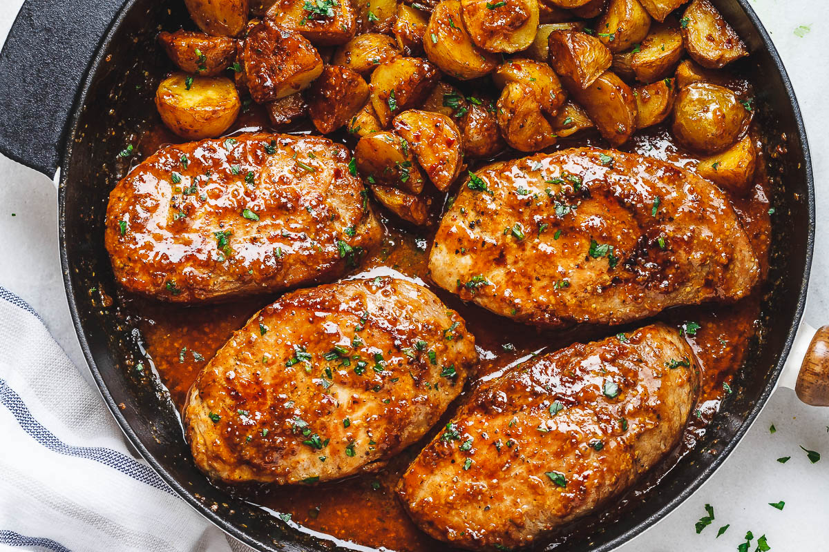 30 Must-Have Skillet Dinner Recipes {30mins or Less}