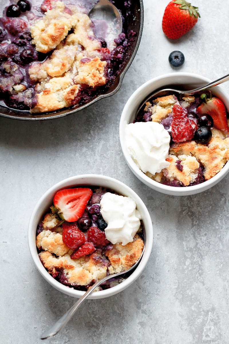 Keto Berry Cobbler - The perfect summer dessert, with a Keto twist. Super easy to make and absolutely delicious!