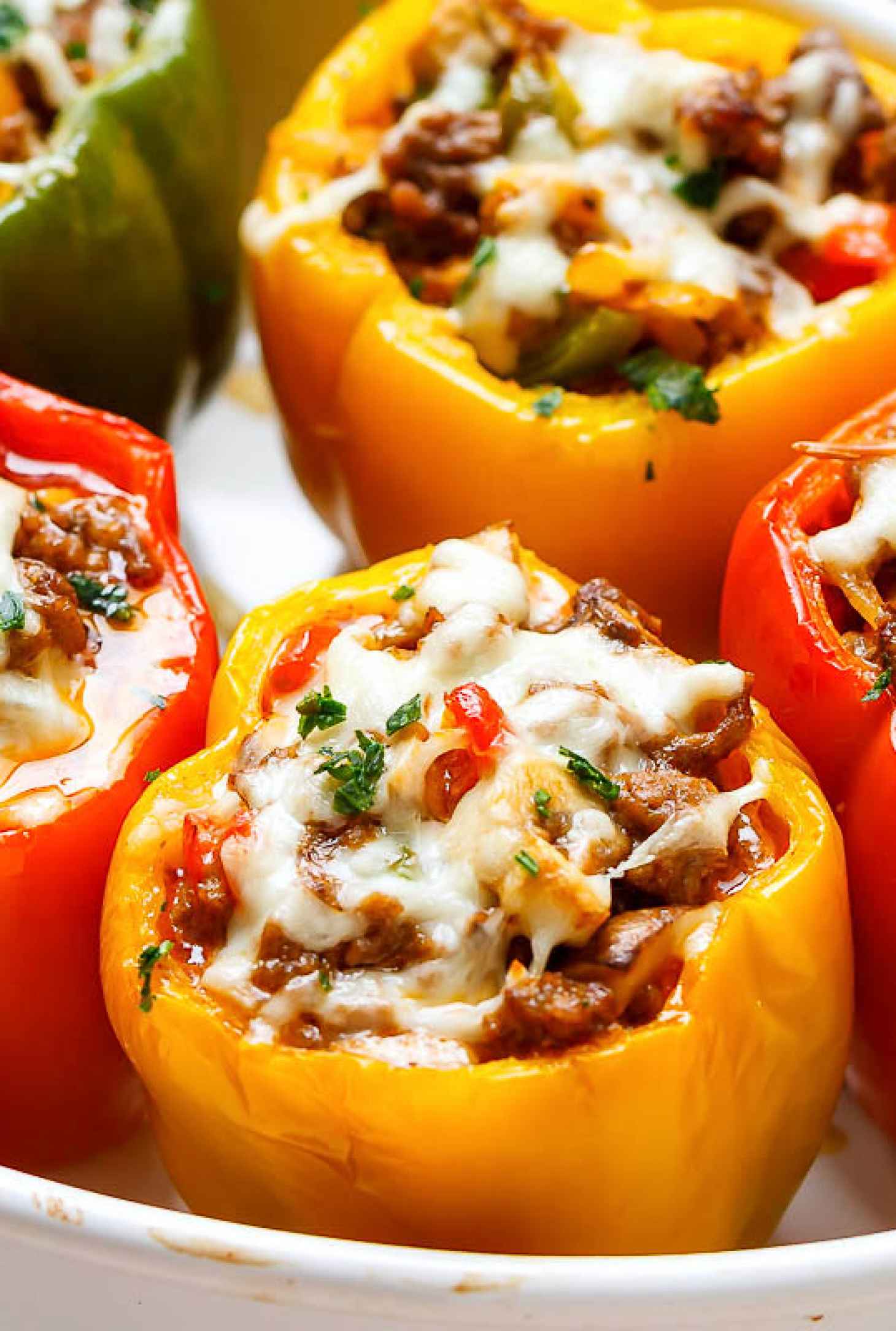 Cheese Steak Stuffed Peppers – Keto Low-Carb - #recipe by #eatwell101 - https://www.eatwell101.com/cheese-steak-stuffed-peppers-recipe