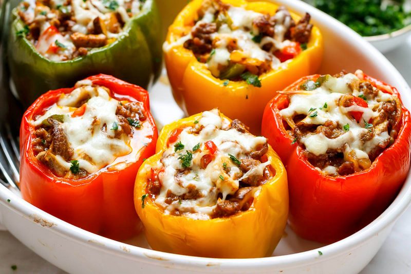 Cheese Steak Stuffed Peppers – Keto Low-Carb - #recipe by #eatwell101 - https://www.eatwell101.com/cheese-steak-stuffed-peppers-recipe