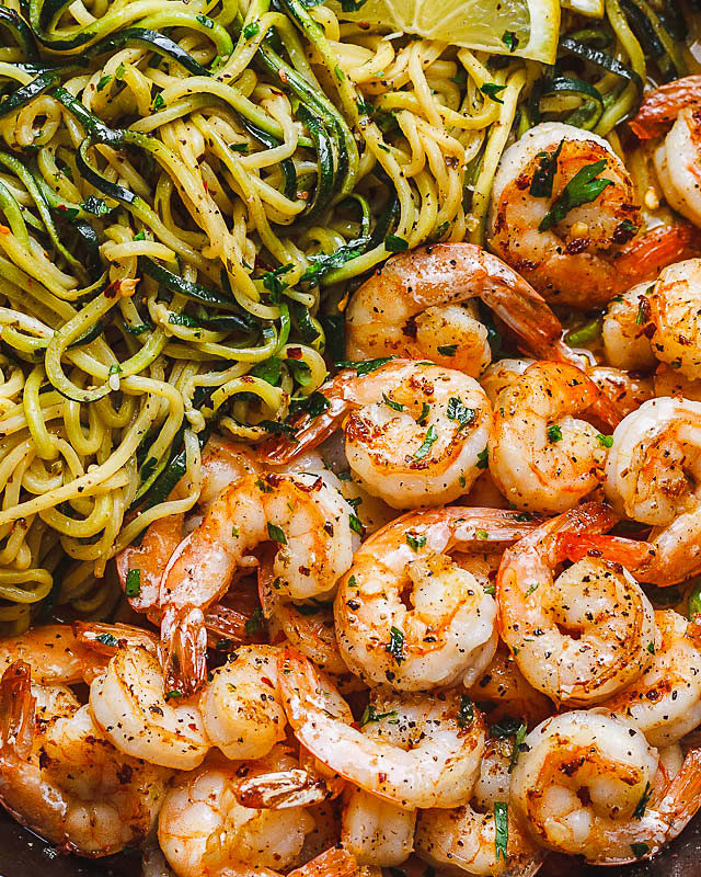 50 Quick and Easy Skillet Dinner Recipes – Eat more, Clean Less - #recipe by #eatwell101 - https://www.eatwell101.com/skillet-dinner-recipes