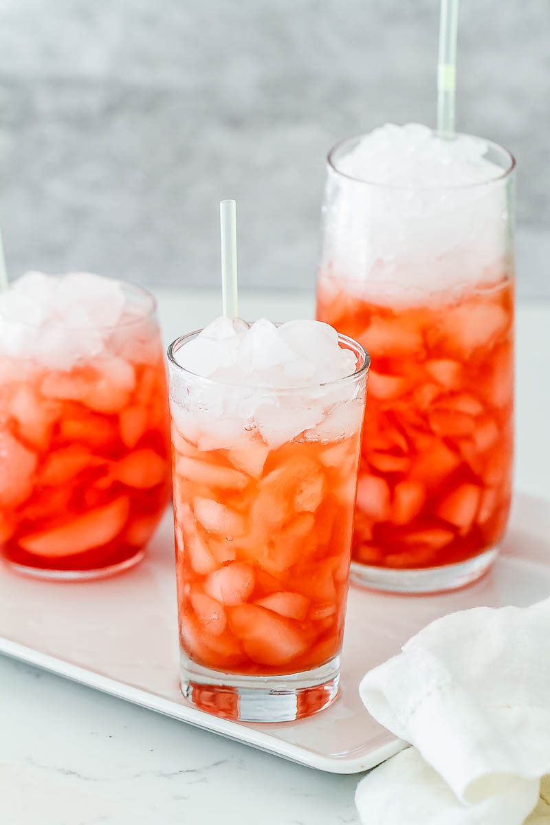 Strawberry-Lime Tom Collins Cocktail Recipe — Eatwell101