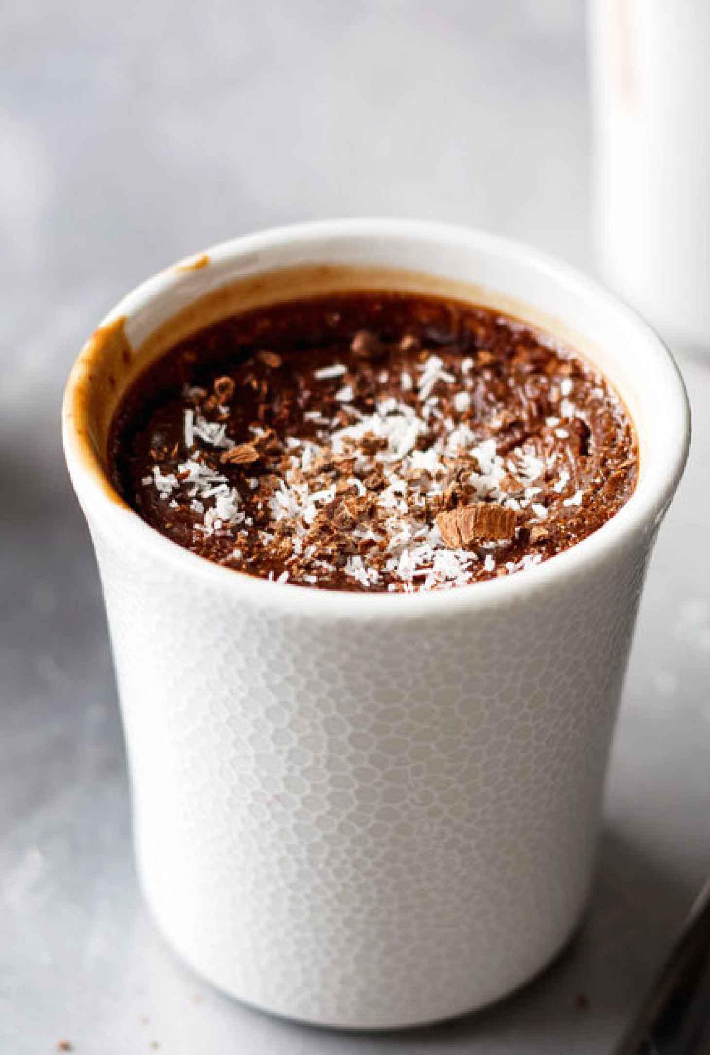 Keto Chocolate Coconut Cups - #recipe by #eatwell101 - https://www.eatwell101.com/keto-chocolate-coconut-cups-recipe