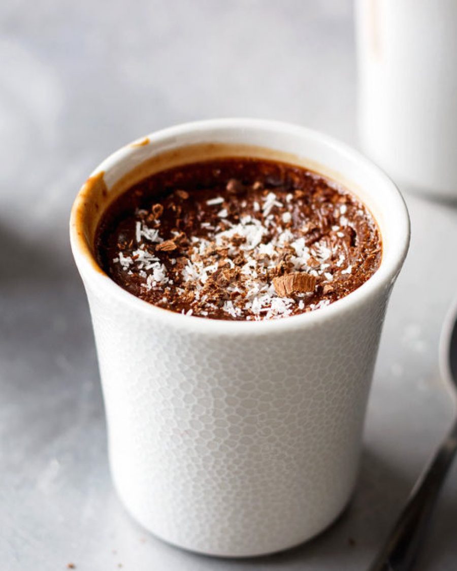 Keto Chocolate Coconut Cups - #recipe by #eatwell101 - https://www.eatwell101.com/keto-chocolate-coconut-cups-recipe