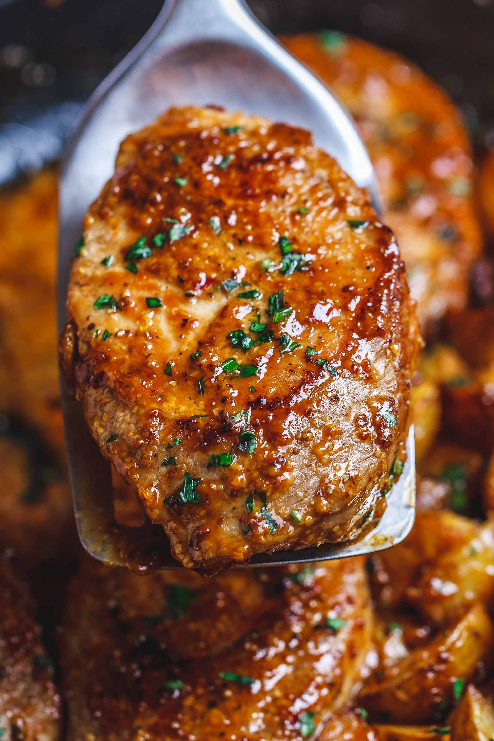 Honey Mustard Pork Chops Recipe with Potatoes – Best Pork Chops Recipe