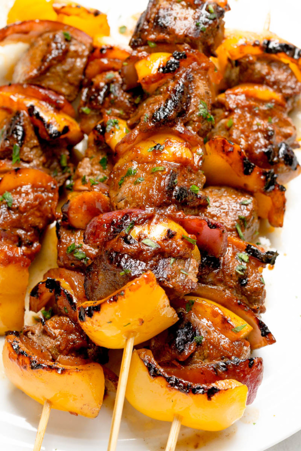 Grilled Steak Kabobs - #recipe by #eatwell101 - https://www.eatwell101.com/grilled-steak-kabobs-recipe