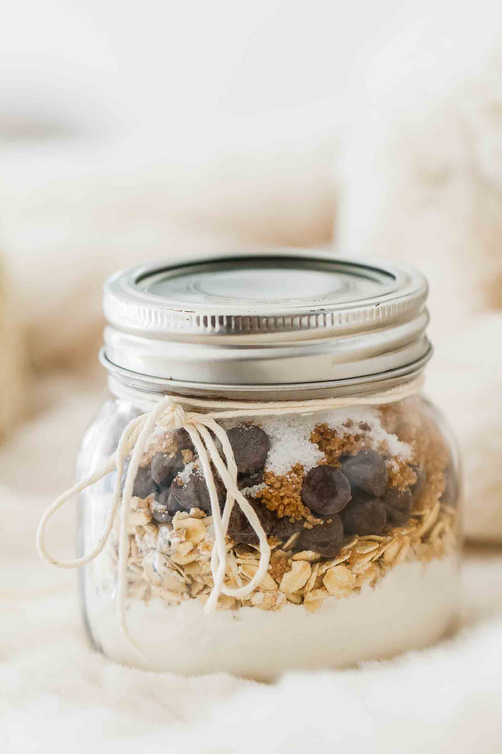 Mason Jar Gift: Almond Chocolate Cookie Mix - Easy to make, quick and fun for any occasion! 