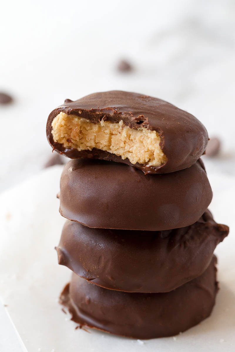 Chocolate Peanut Butter Fat Bombs - A rich and delicious chocolate peanut butter fat bomb recipe