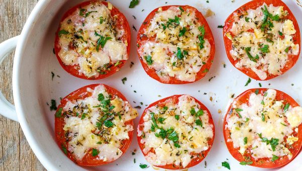Baked Parmesan Tomatoes - #recipe by #eatwell101 - https://www.eatwell101.com/baked-parmesan-tomatoes