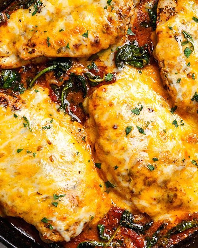 23 Keto Skillet Meals for Easy Dinners - #recipe by #eatwell101 - https://www.eatwell101.com/ketogenic-skillet-meal-recipes