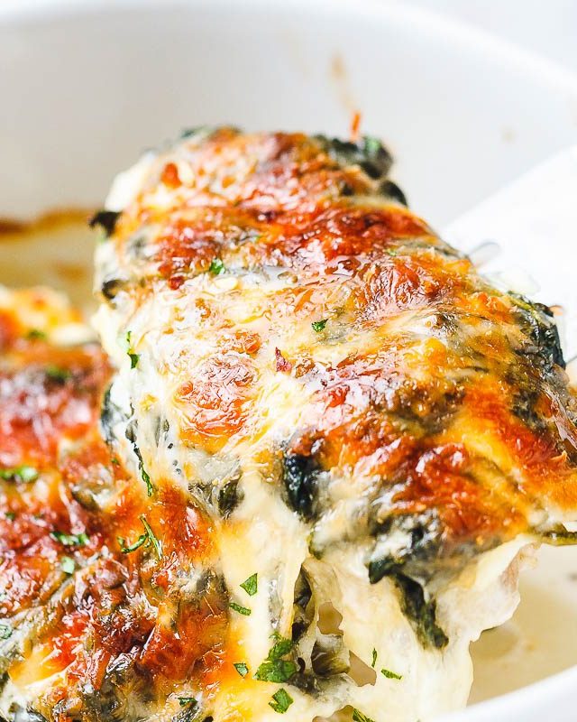 16 Easy Casserole Recipes for Dinner - #recipe by #eatwell101 - https://www.eatwell101.com/dinner-casserole-recipes