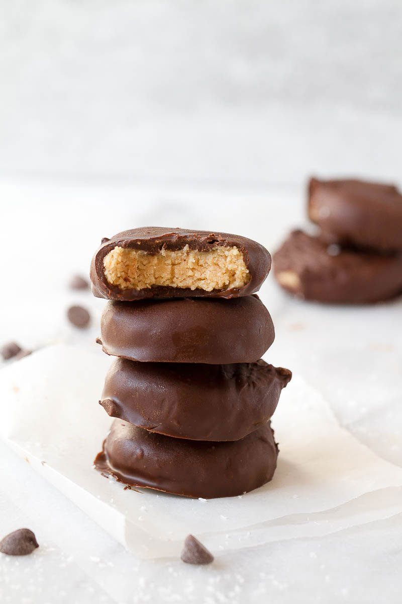 Chocolate Peanut Butter Fat Bombs - A rich and delicious chocolate peanut butter fat bomb recipe