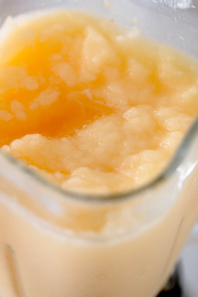 Frozen Peach Bellini Cocktail - Light, refreshing and super easy to make! This elegant cocktail slush will be a hit for any summer party.
