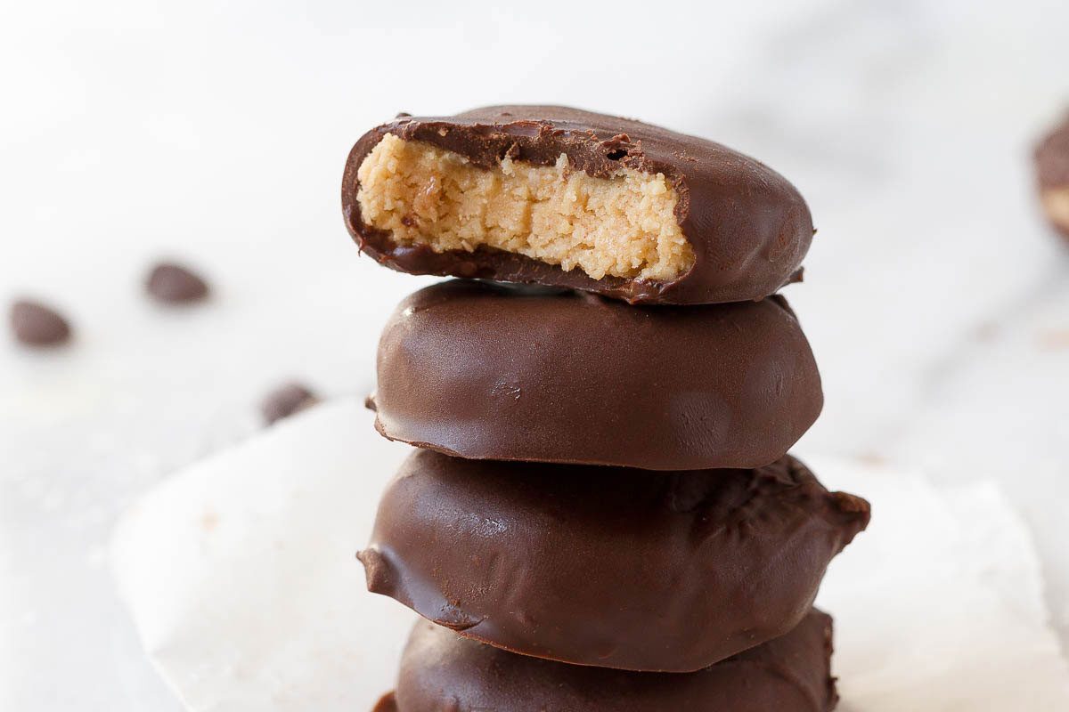 Chocolate Peanut Butter Fat Bombs