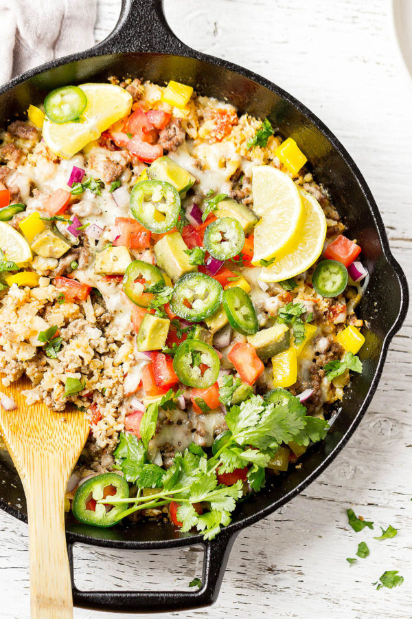 Beef and Cauliflower Rice Burrito Bowl - #recipe by #eatwell101 - https://www.eatwell101.com/keto-burrito-bowl-recipe