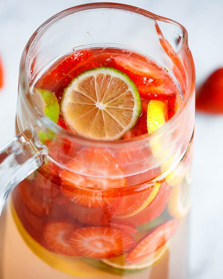 Strawberry Lime Punch - #recipe by #eatwell101 - https://www.eatwell101.com/strawberry-punch-recipe
