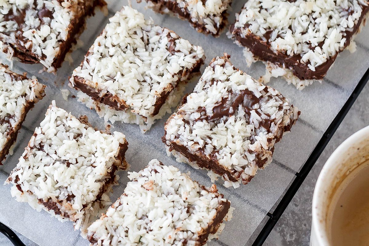 No-Bake Chocolate Coconut Bars {Keto, Paleo, Low Carb}