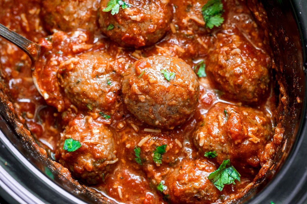 Slow Cooker Italian Sausage Meatballs in Tomato Parmesan Sauce