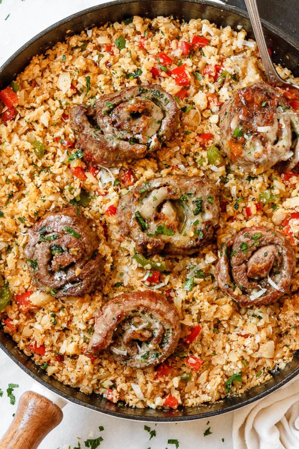 Mexican Cauliflower Rice with Cheesy Steak Roll-Ups - #recipe by #eatwell101 - https://www.eatwell101.com/mexican-cauliflower-rice-steak-roll-ups