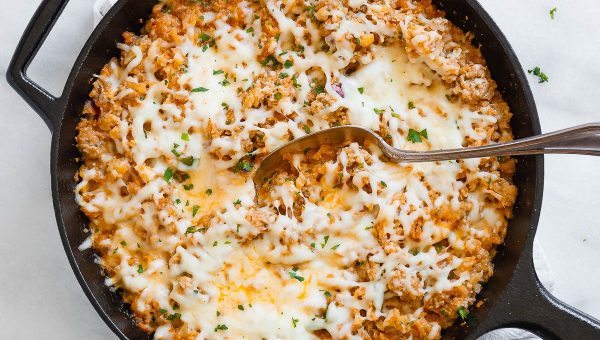 Sausage Taco Cauliflower Rice Skillet - #recipe by #eatwell101 - https://www.eatwell101.com/sausage-taco-cauliflower-rice-skillet-recipe