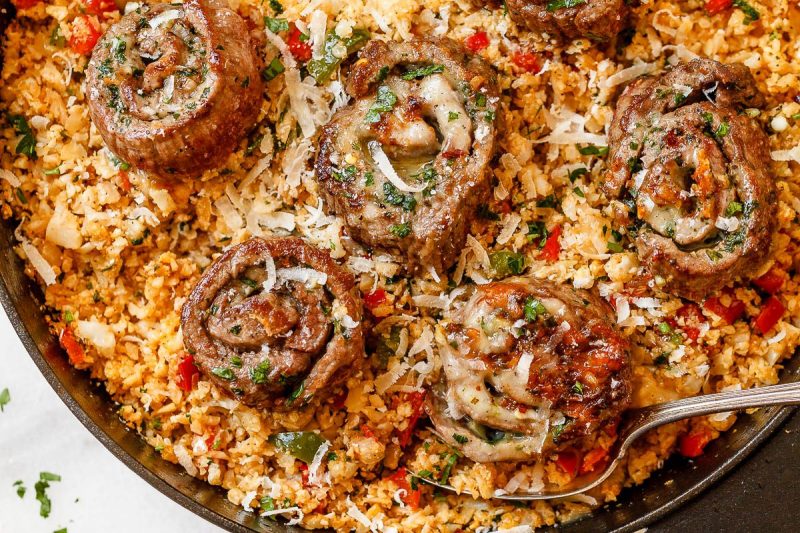 Mexican Cauliflower Rice with Cheesy Steak Roll-Ups - #recipe by #eatwell101 - https://www.eatwell101.com/mexican-cauliflower-rice-steak-roll-ups