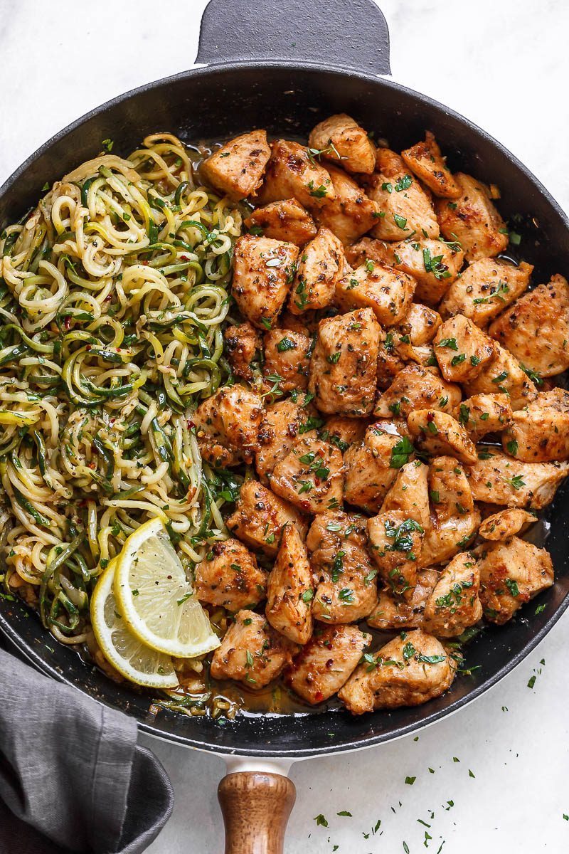 Garlic Butter Chicken Bites with Lemon Zucchini Noodles Recipe - #eatwell101 #recipe They're so juicy, tender, and delicious you'll eat them hot right off the pan! Ready for a new #chicken #dinner winner?