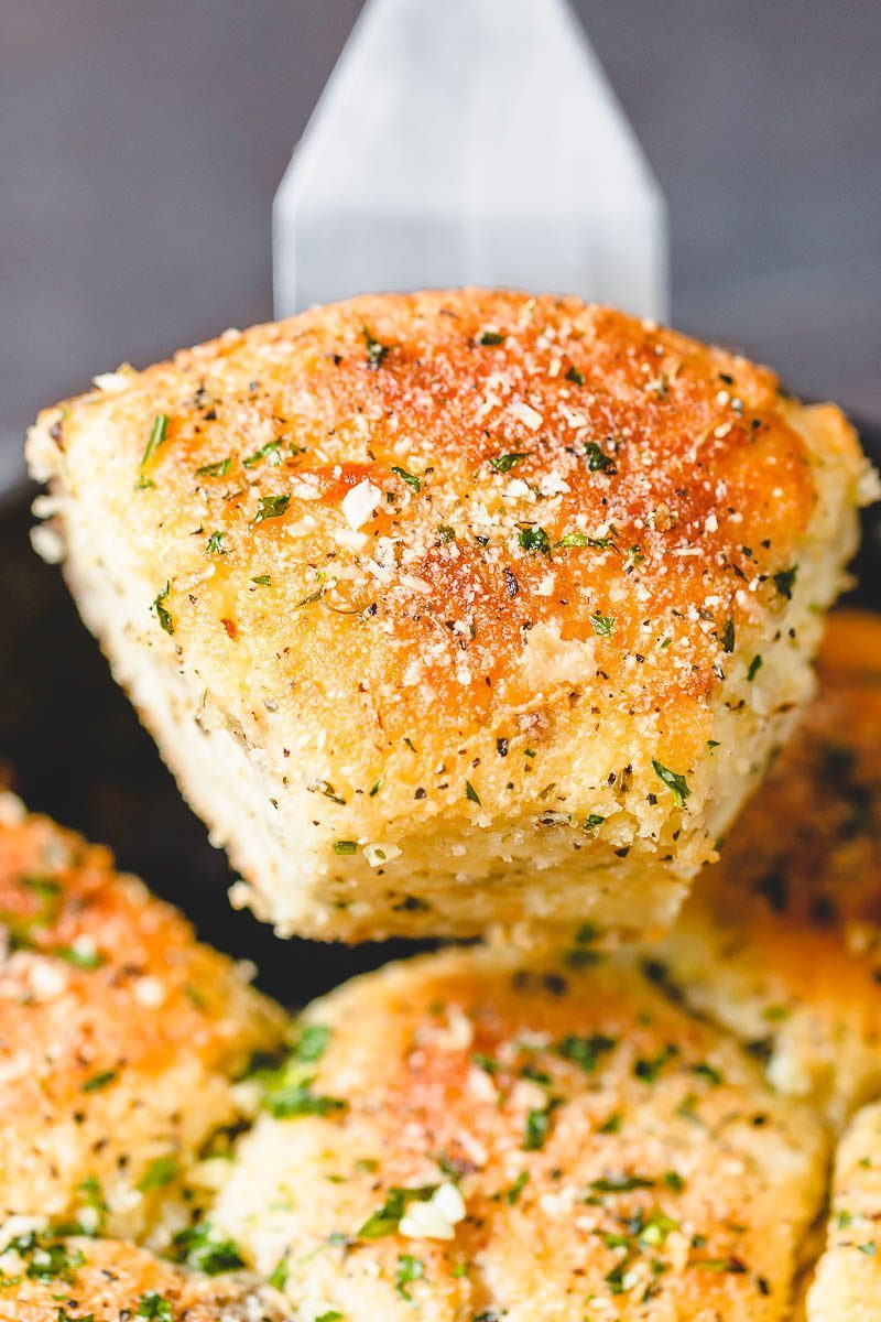 Garlic Butter Keto Bread - #eatwell101 #recipe  Crisp on the outside and moist in the inside, this is the Holy Grail for keto bread!