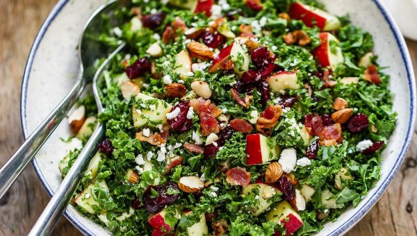 Apple Cranberry Bacon Kale Salad - #recipe by #eatwell101 - https://www.eatwell101.com/apple-cranberry-bacon-kale-salad-recipe