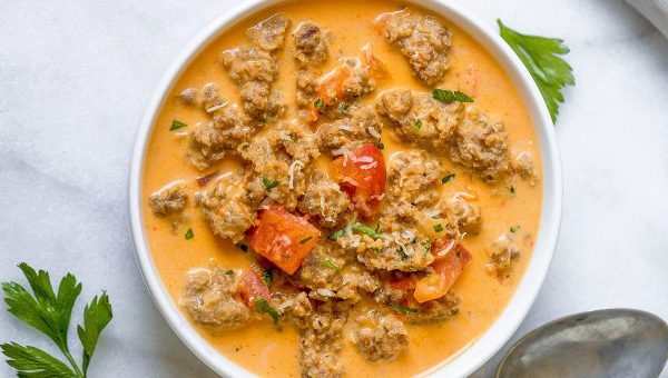 Sausage Parmesan Cream Cheese Soup - #recipe by #eatwell101 - https://www.eatwell101.com/sausage-parmesan-cream-cheese-soup-recipe