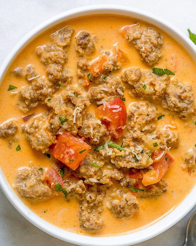Sausage Parmesan Cream Cheese Soup - #recipe by #eatwell101 - https://www.eatwell101.com/sausage-parmesan-cream-cheese-soup-recipe