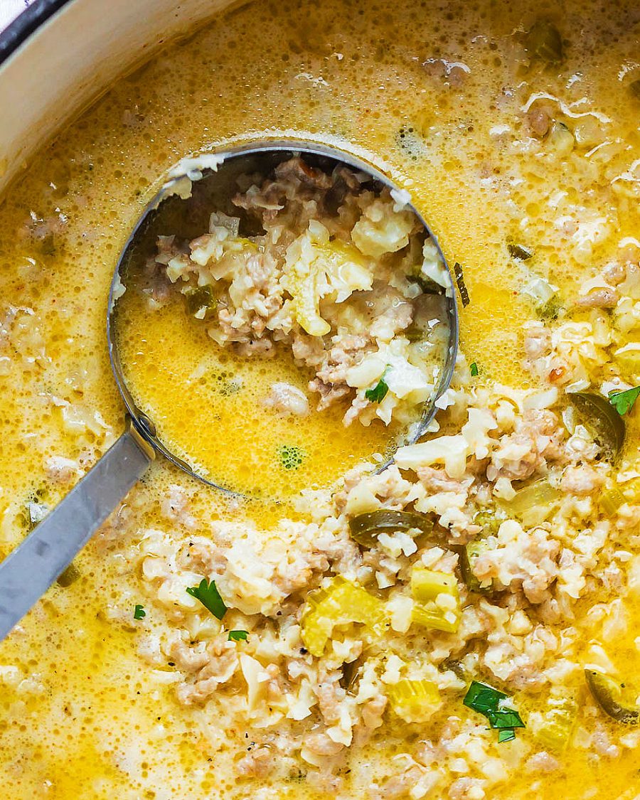 Creamy Cauliflower Rice Chicken Soup - #recipe by #eatwell101 - https://www.eatwell101.com/creamy-cauliflower-rice-chicken-soup