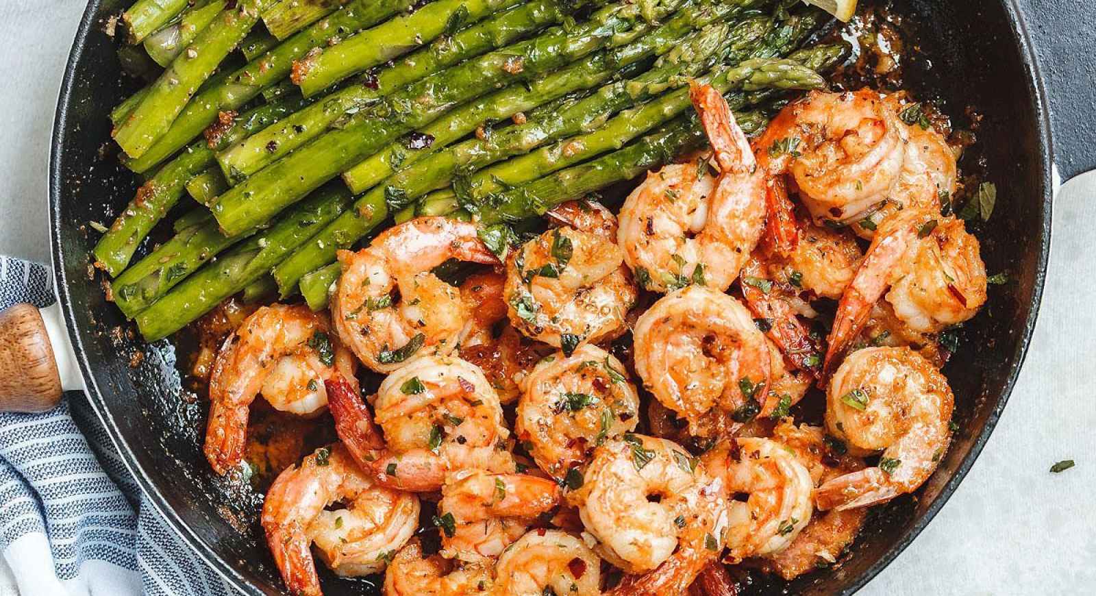 Garlic Butter Shrimp Recipe With Asparagus Best Shrimp Recipe Eatwell101