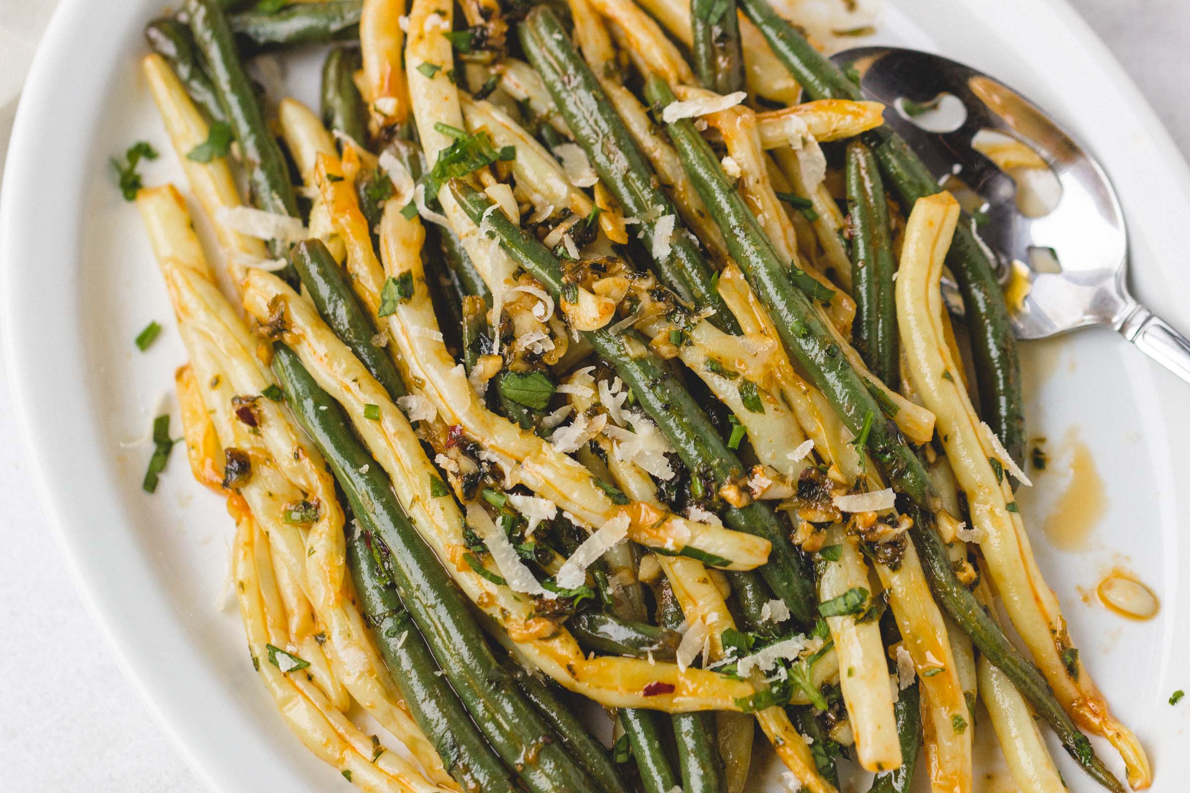 Lemon Garlic Butter Green Beans Skillet