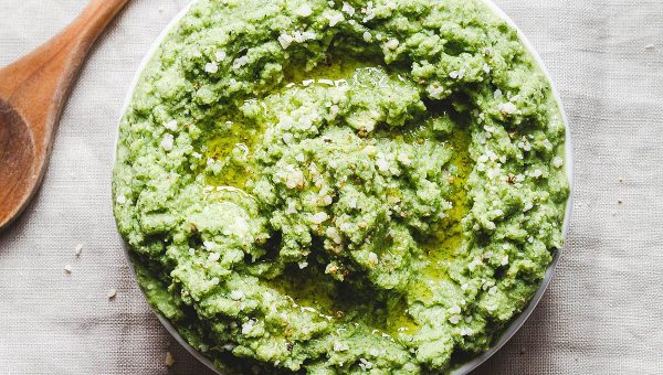Broccoli Mash with Garlic and Parmesan - #recipe by #eatwell101 - https://www.eatwell101.com/mashed-broccoli-recipe