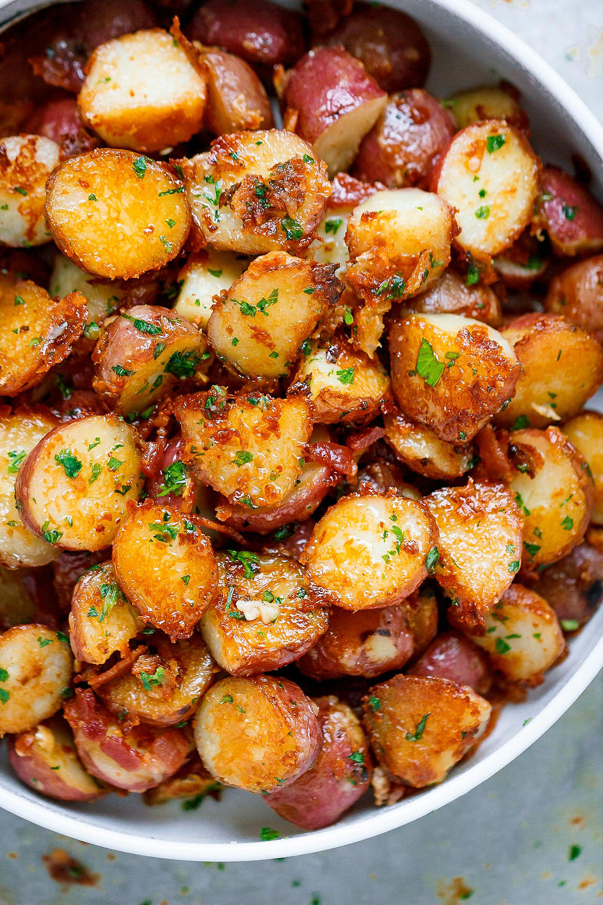 Garlic Butter Parmesan Roasted Potatoes Recipe — Eatwell101