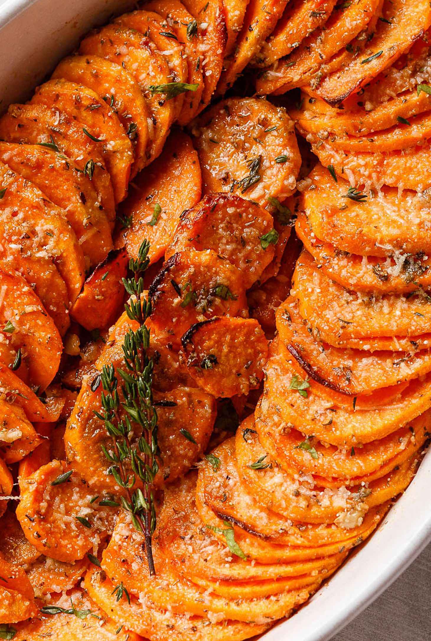 Garlic Parmesan Roasted Sweet Potatoes - #recipe by #eatwell101 - https://www.eatwell101.com/garlic-parmesan-roasted-sweet-potato-recipe