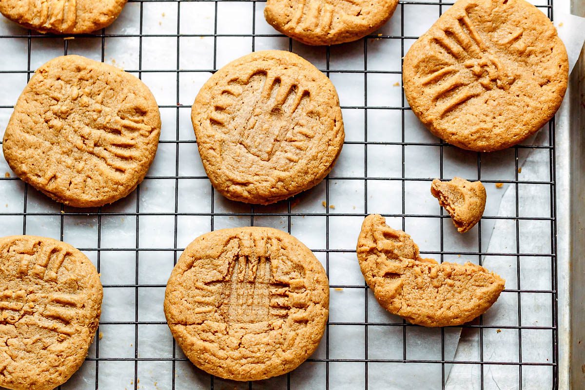 3-Ingredient Peanut Butter Cookies {Keto & Low Carb}