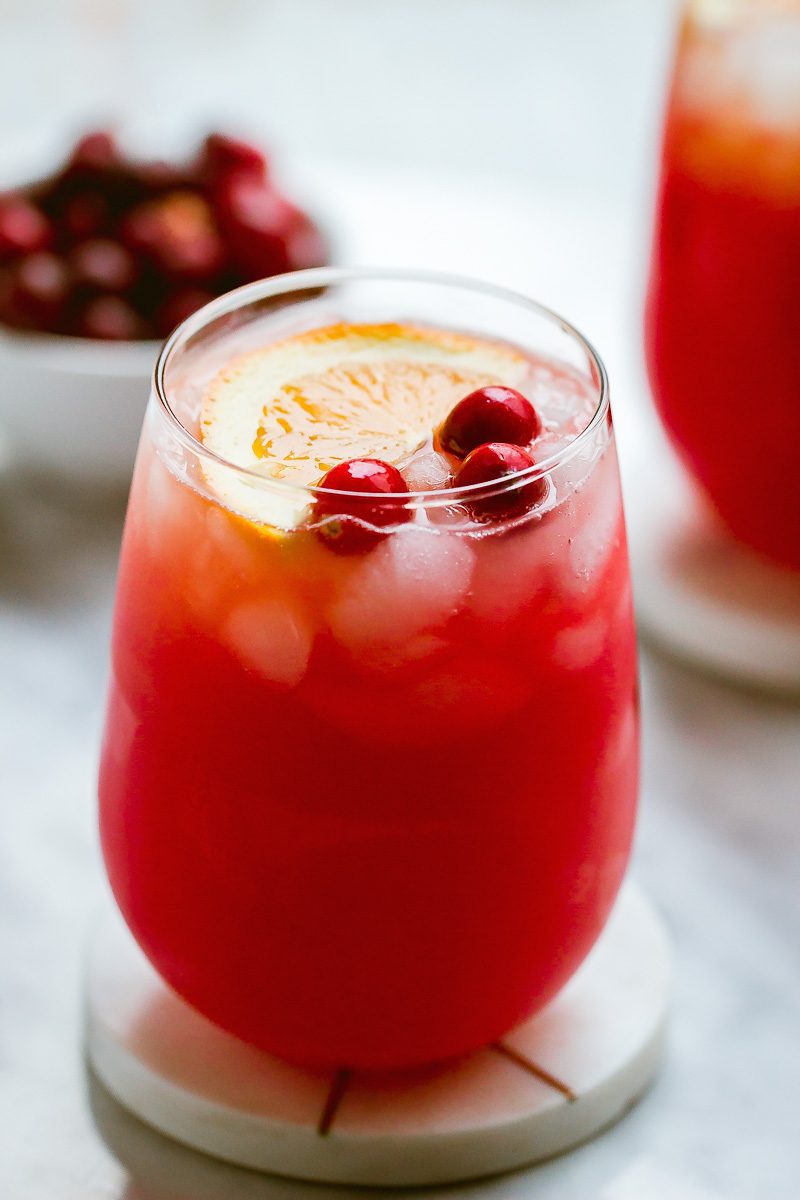 Cranberry-Gin Cocktail - Choose your own adventure with this delicious and easy cranberry-gin Holiday cocktail.