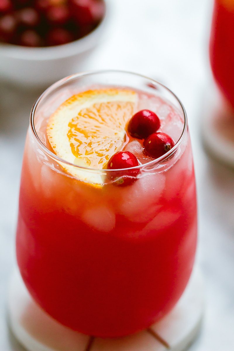 Cranberry-Gin Cocktail - Choose your own adventure with this delicious and easy cranberry-gin Holiday cocktail.