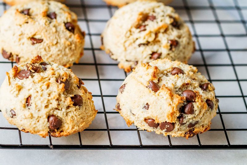 Chewy Chocolate Oatmeal Cookies Recipe - #recipe by #eatwell101 - https://www.eatwell101.com/chewy-oatmeal-cookies