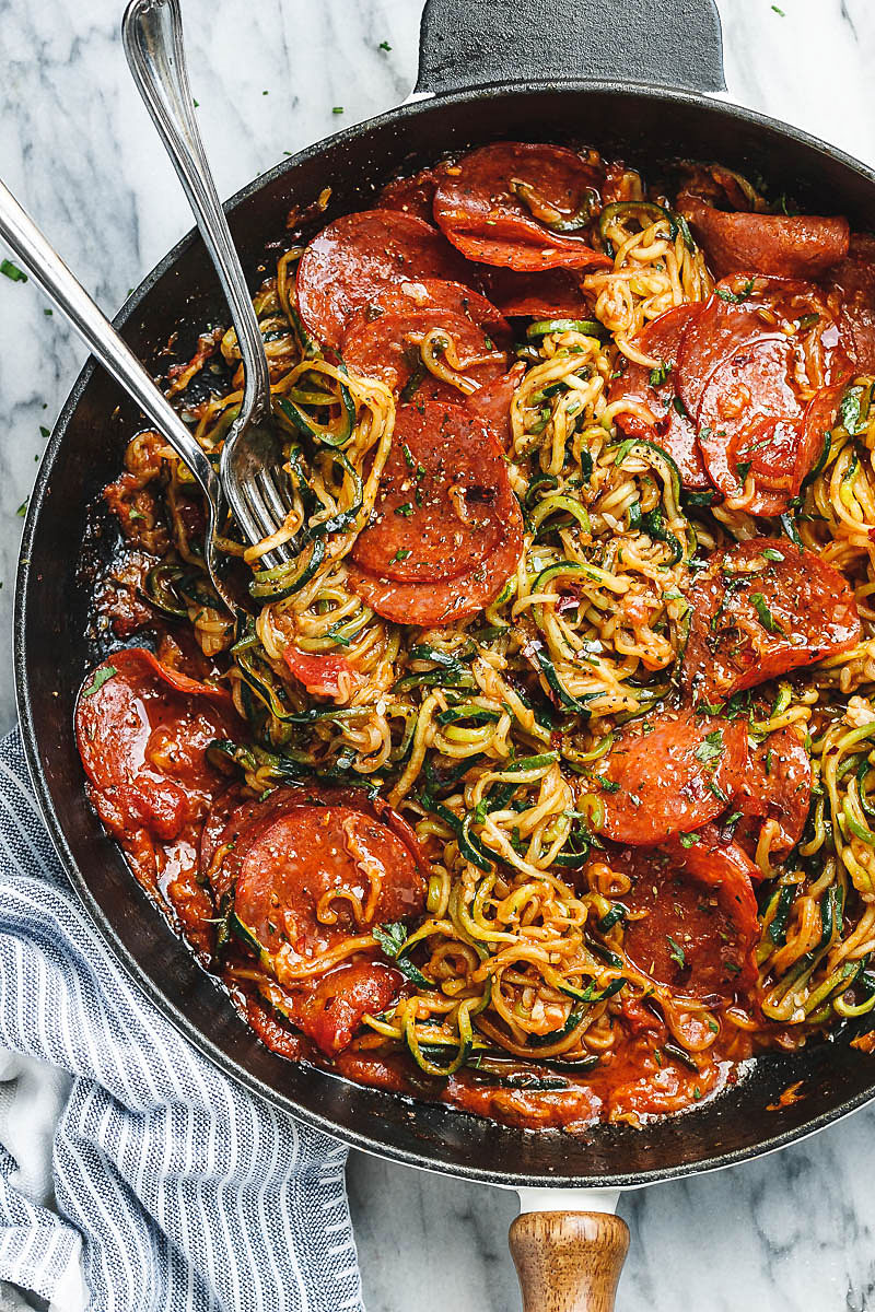 10-Minute Pizza Zucchini Noodles with Marinara Sauce & Pepperoni - #eatwell101 #recipe #keto #lowcarb #paleo #glutenfree - A complete keto /  low carb meal you'll feel great about eating! Juicy, savory, and so delish!