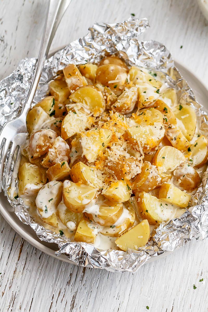 Parmesan Ranch Potatoes in Foil Packets Recipe — Eatwell101