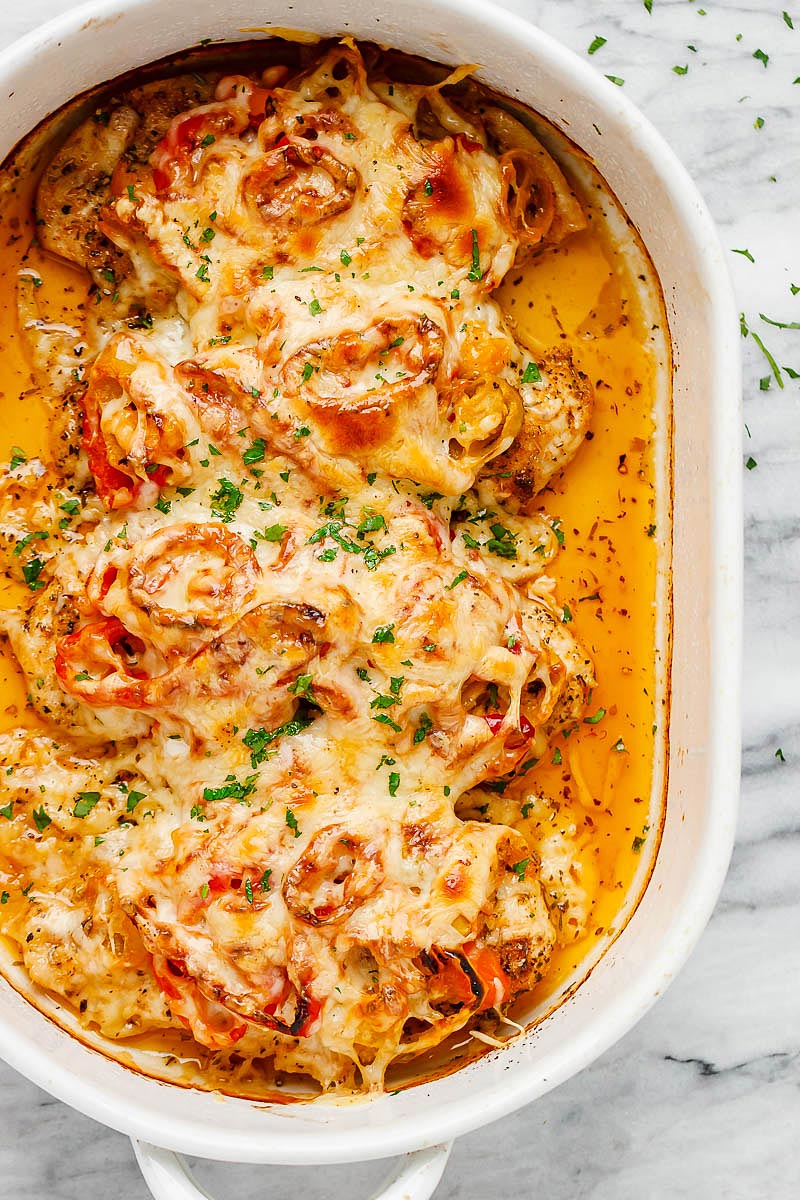 Baked Chicken Casserole with Pickled Chili, Mozzarella & Pepper Jack -  #eatwell101 #recipe #keto #lowcarb - This crazy delicious baked chicken casserole is so quick and easy to make. Baked Chicken casserole, chicken casserole #dinner