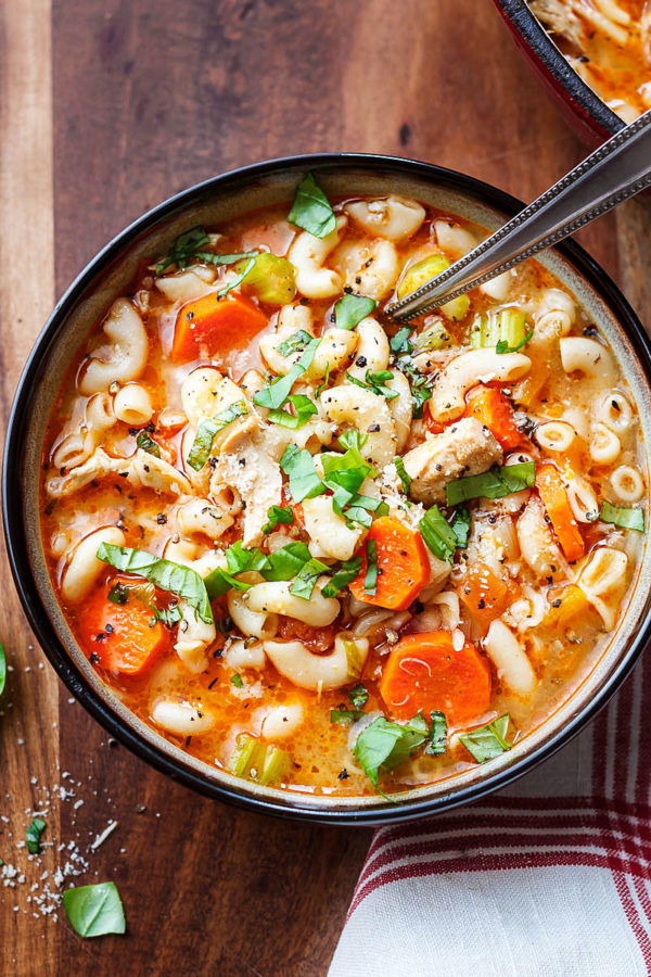 Chicken Pasta Soup - #recipe by #eatwell101 - https://www.eatwell101.com/chicken-pasta-soup-recipe
