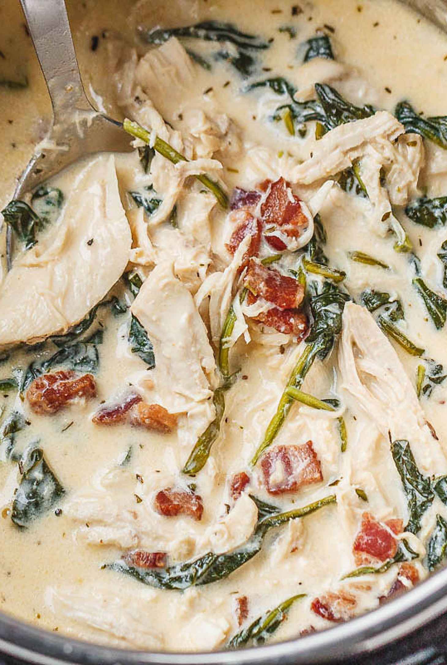 Instant Pot Crack Chicken Spinach Soup with Cream Cheese and Bacon - #recipe by #eatwell101 - https://www.eatwell101.com/instant-pot-crack-chicken-soup-recipe