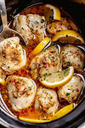 Crock Pot Lemon Garlic Butter Chicken Thighs