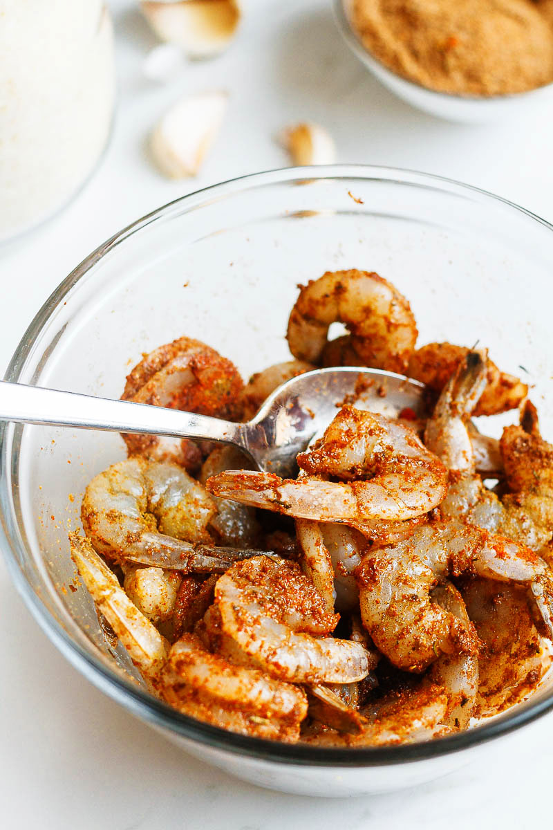 Spicy Shrimp and Green Peppers Skillet - Super quick and easy to make and loaded with flavor!